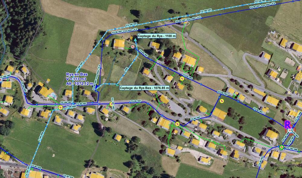 Plan du réseau sur orthophotographie avec les captages et leurs altitudes